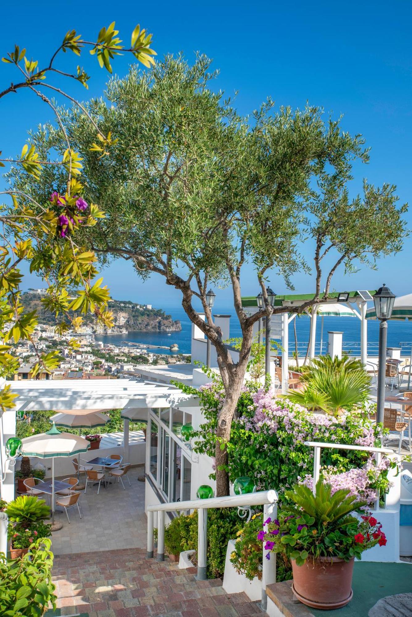 Hotel Bel Tramonto Casamicciola Terme Buitenkant foto